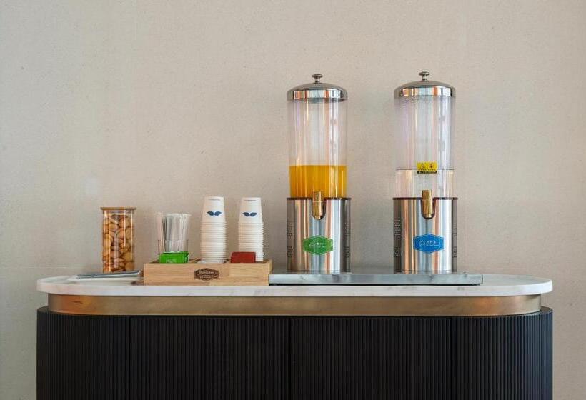 Hotel Hampton By Hilton Foshan Beijiao