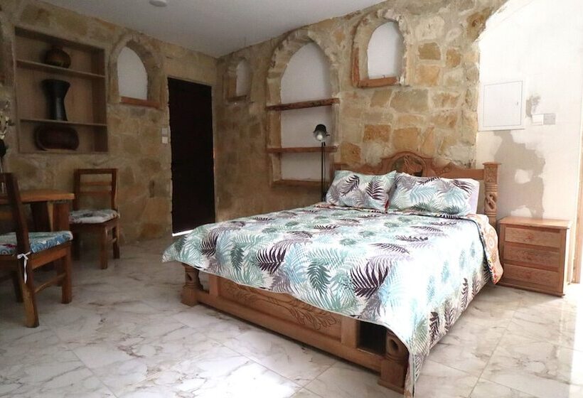 هتل La Hacienda Cyprus