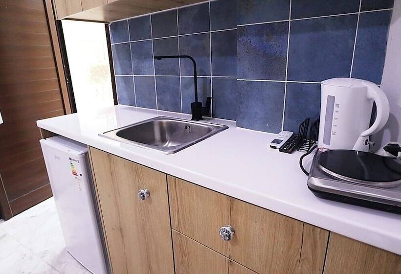 هتل La Hacienda Cyprus