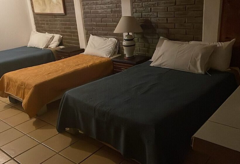 هتل Terraza Los Cabos