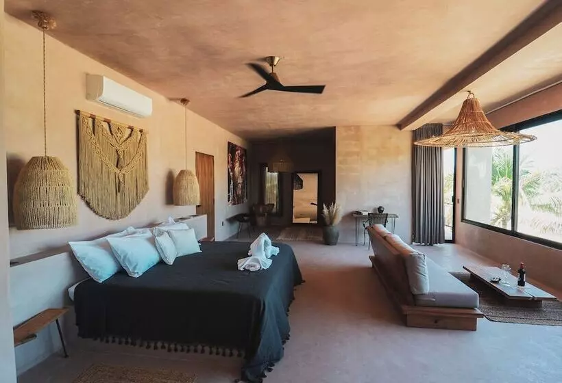 Nikau Hotel El Cuyo   Adults Only