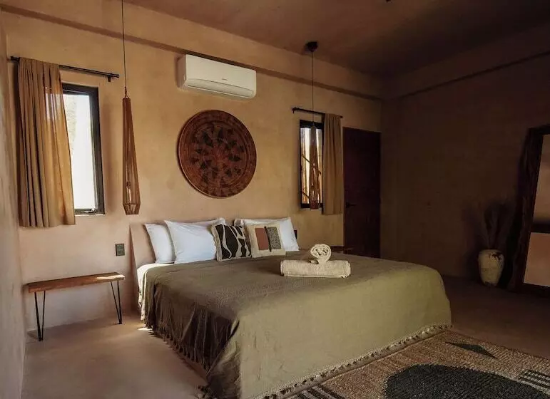 Nikau Hotel El Cuyo   Adults Only