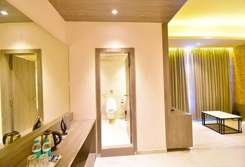 ペンション La Dhalia By Glitz Hotels