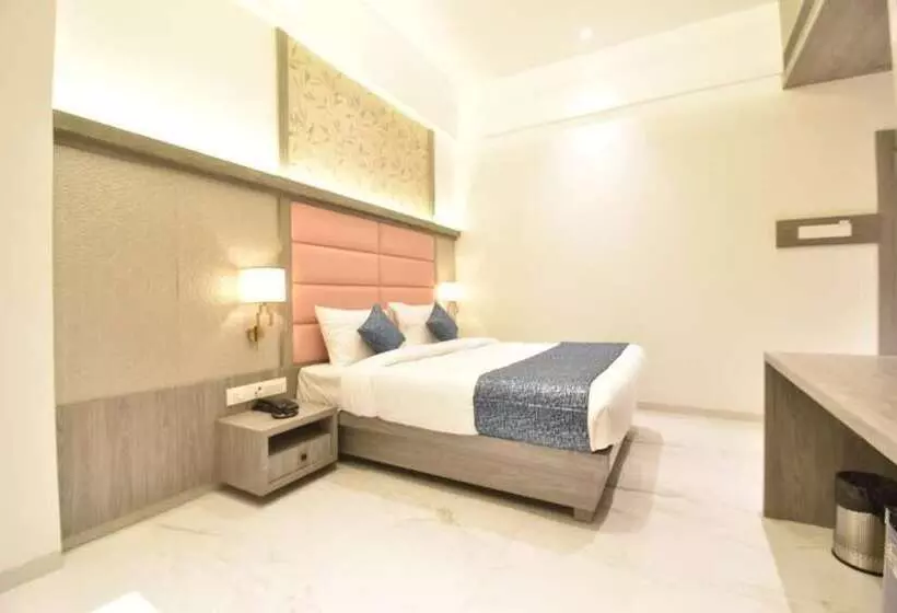 ペンション La Dhalia By Glitz Hotels