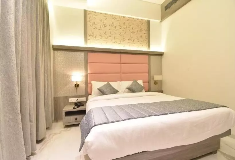 ペンション La Dhalia By Glitz Hotels
