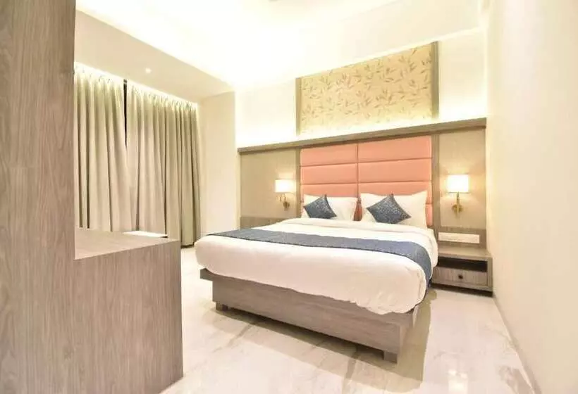 ペンション La Dhalia By Glitz Hotels