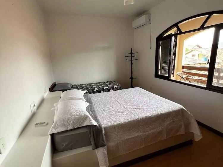 ユースホステル Pousada Casa Chico