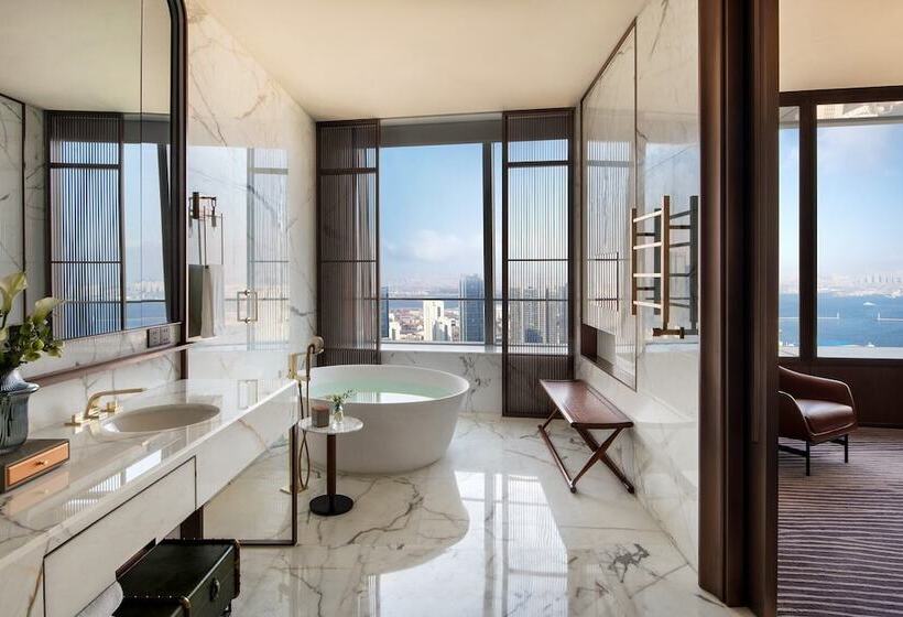 Four Seasons Hotel Dalian