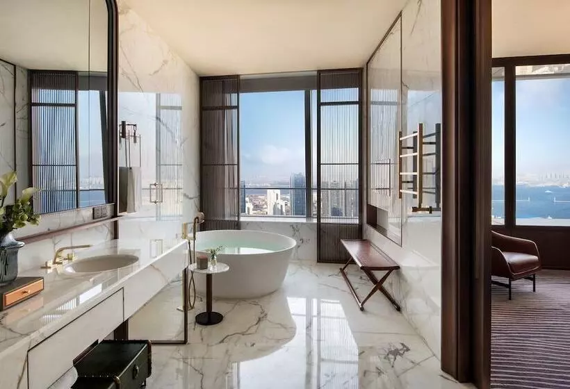 Four Seasons Hotel Dalian