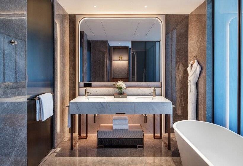 Four Seasons Hotel Dalian