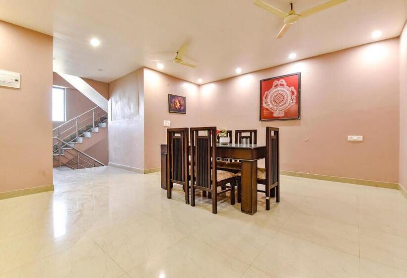 בית מלון כפרי Fabexpress Thul Ghar Home Stay