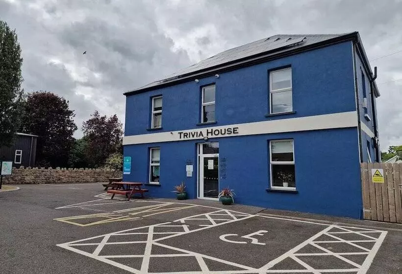 Retkeilymaja Trivia House