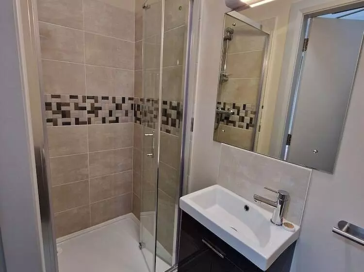 Retkeilymaja Trivia House