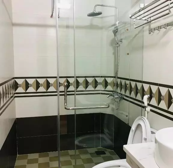 هتل Anh Anh