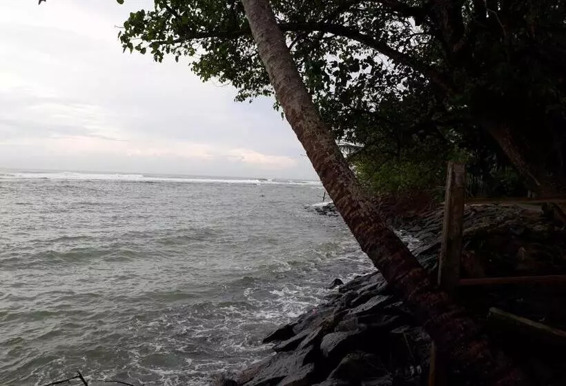 Hotelli Himawari Beach Villa