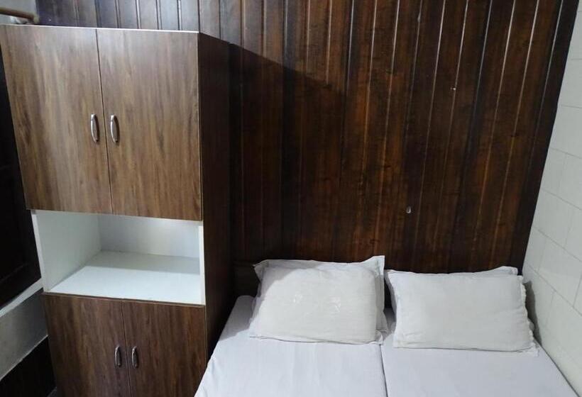 בית מלון כפרי Knb Heritage