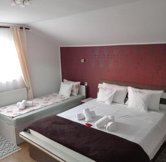 פנסיון Casa Borza