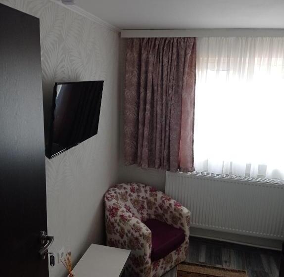 פנסיון Casa Borza