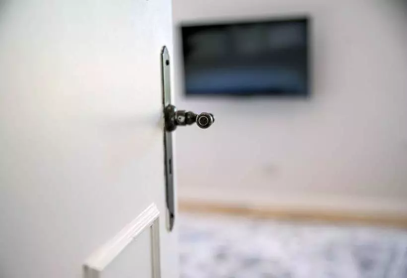 The Grand Hotel Robertson