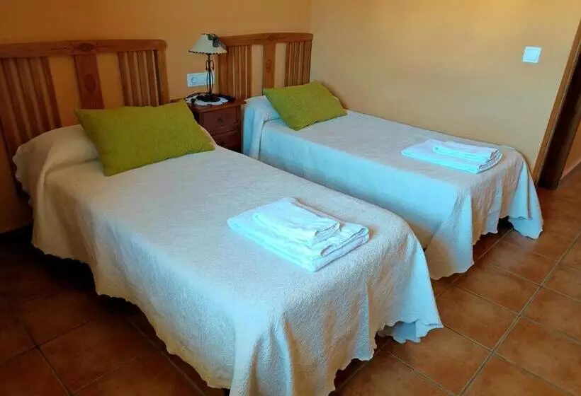 Hotelli Rural Valle Del Tuejar