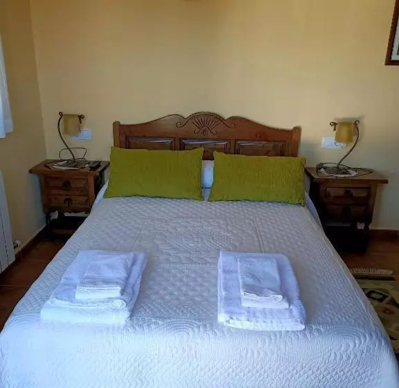 Hotelli Rural Valle Del Tuejar