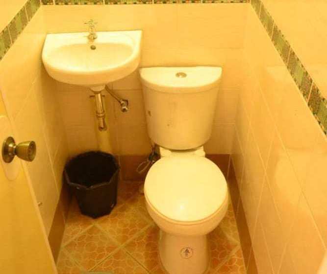 הוסטל Berlay Backpackers & Dormitel