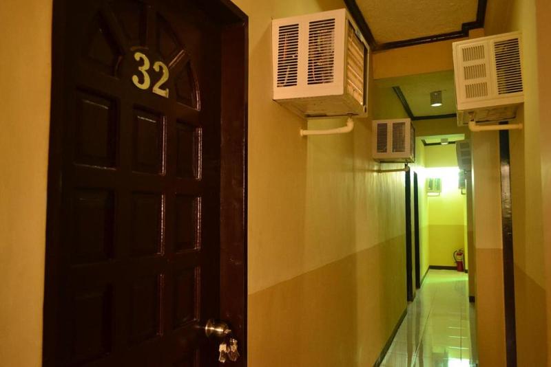 הוסטל Berlay Backpackers & Dormitel