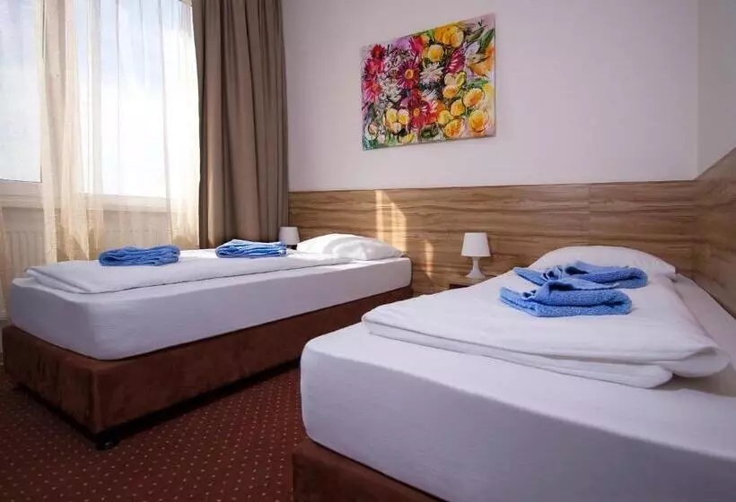 Aviator Garni Hotel Bratislava