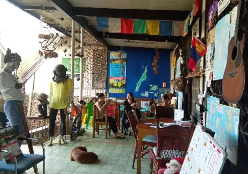 ベッドアンドブレックファースト Bugoy Bikers Hostel