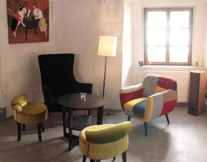 ベッドアンドブレックファースト Gavalier Design Rooms