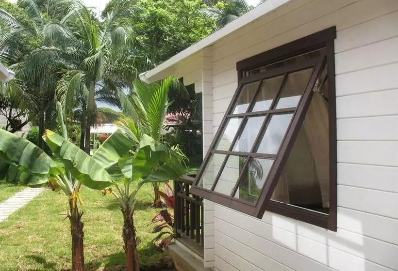 تختخواب و صبحانه Le Jardin De Beau Vallon
