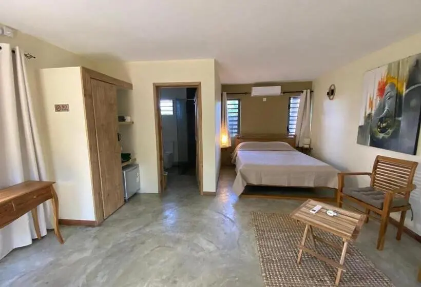 تختخواب و صبحانه Le Jardin De Beau Vallon
