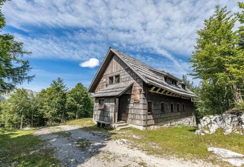Chalet Hostel Murka