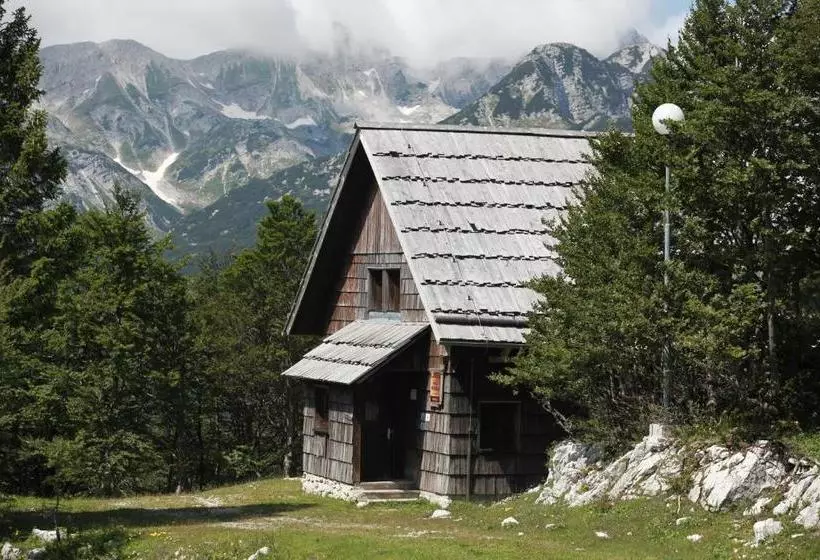 Chalet Hostel Murka