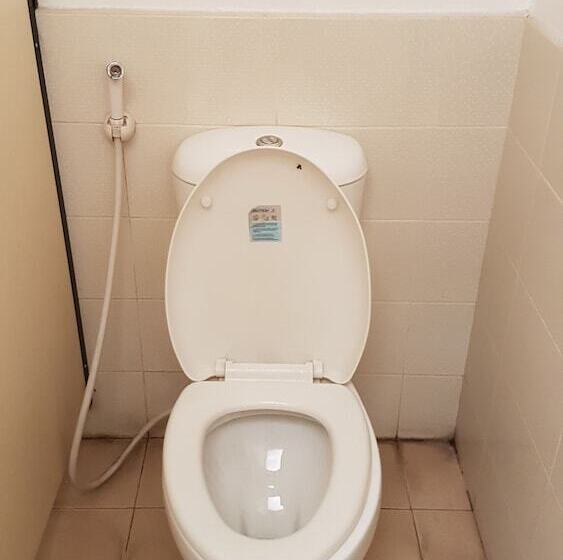 Crossroads Hostel Manila