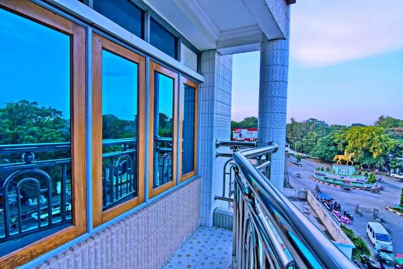 هتل Chindwin