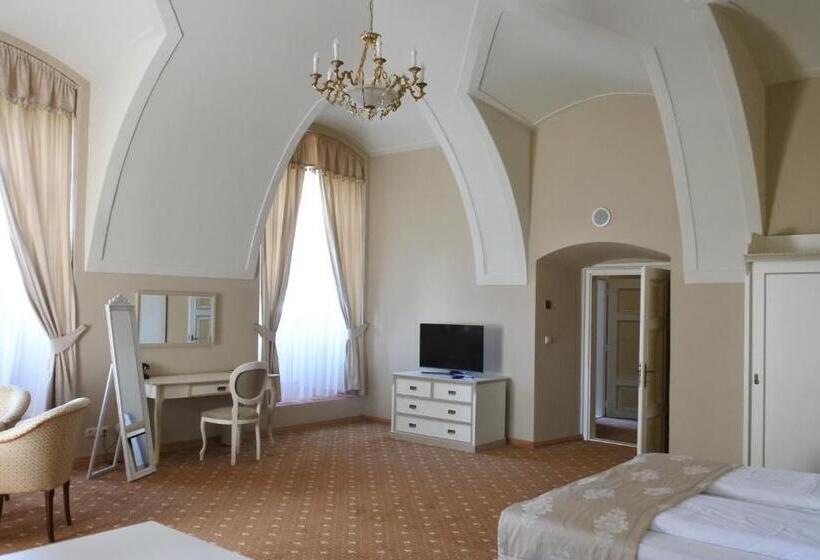 Hotel Gino Park Palace