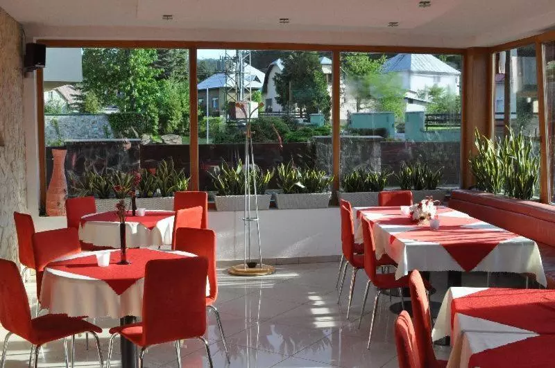 Hotelli Penzion Stara Fara