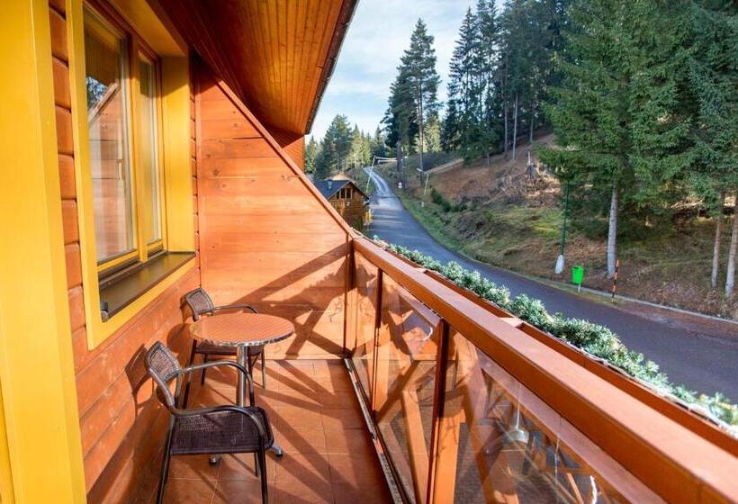 בית מלון כפרי Polovnik