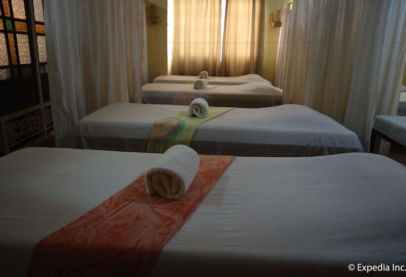 בית מלון כפרי The Sun Villa Beachfront Resort & Spa