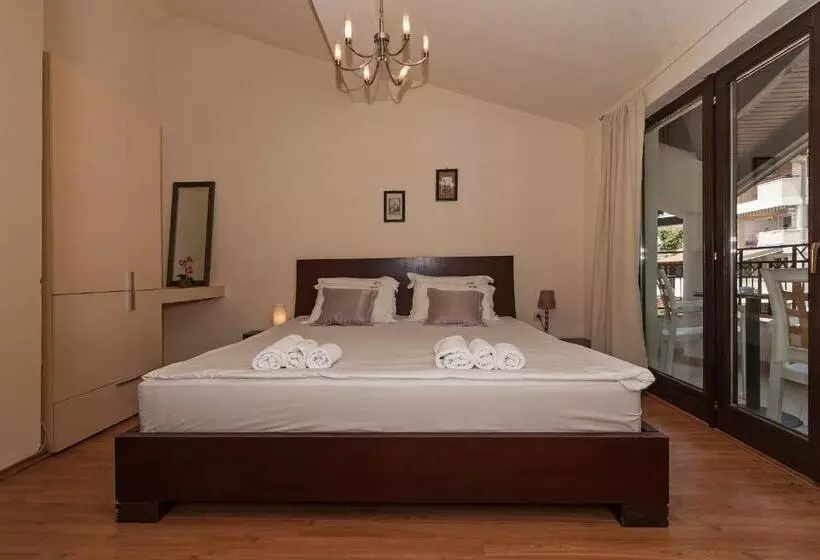 هتل Villa Klia