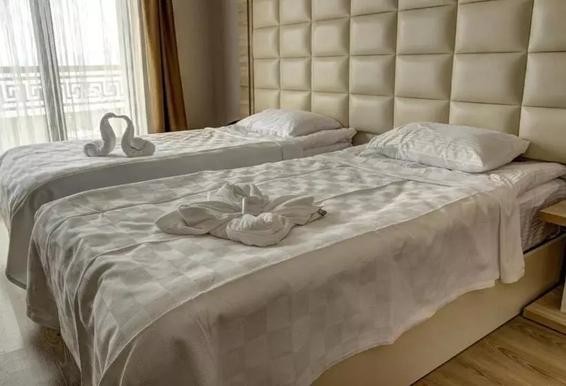 Mirage Hotel   Struga