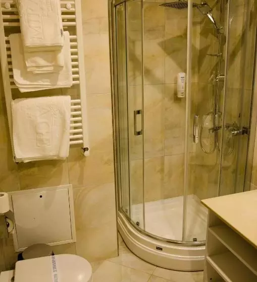 Mirage Hotel   Struga
