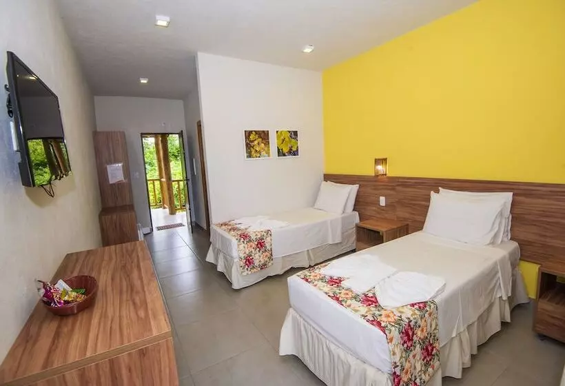 ホテル Pousada Tropicarim