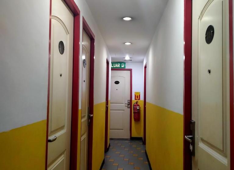 1st Inn Hotel Glenmarie