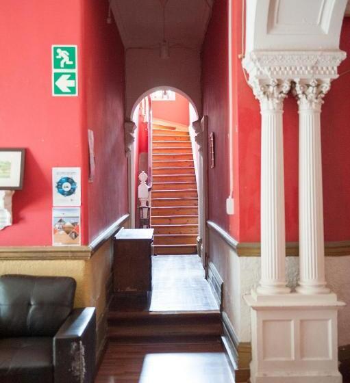 ユースホステル Big Blue Backpackers