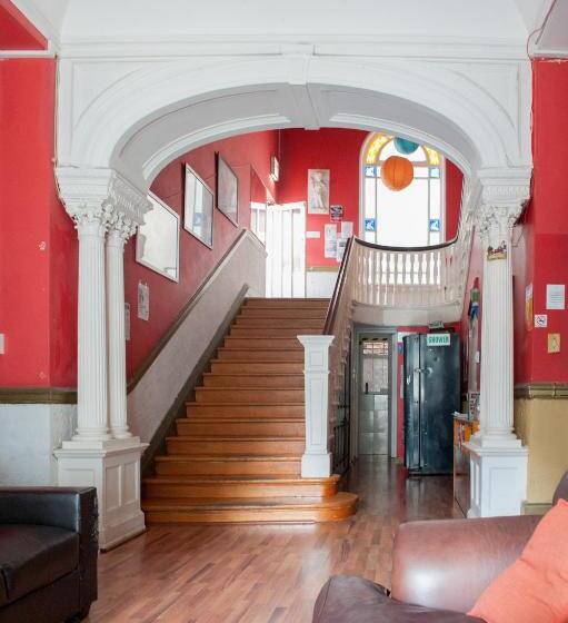 ユースホステル Big Blue Backpackers