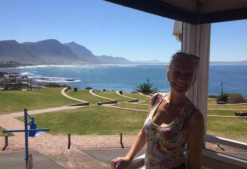 Retkeilymaja Hermanus Backpackers & Budget Accommodation
