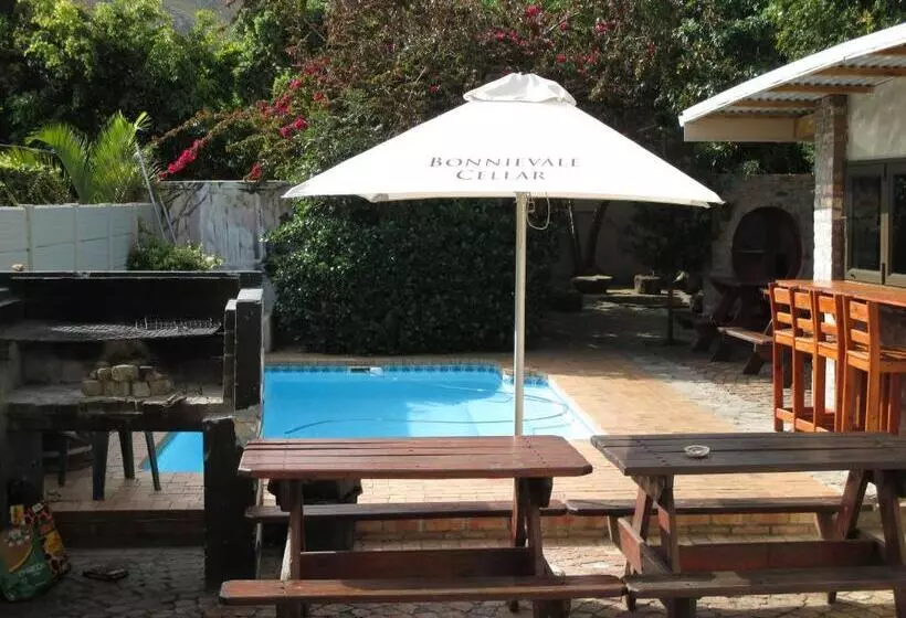 Retkeilymaja Hermanus Backpackers & Budget Accommodation