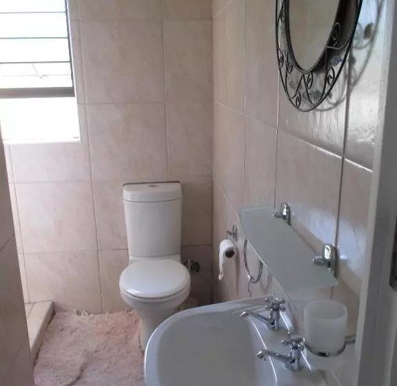 Retkeilymaja Hermanus Backpackers & Budget Accommodation
